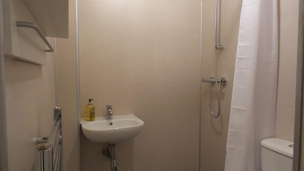 Kelpies Serviced Apartments-Bonnie Edinburgh Ngoại thất bức ảnh