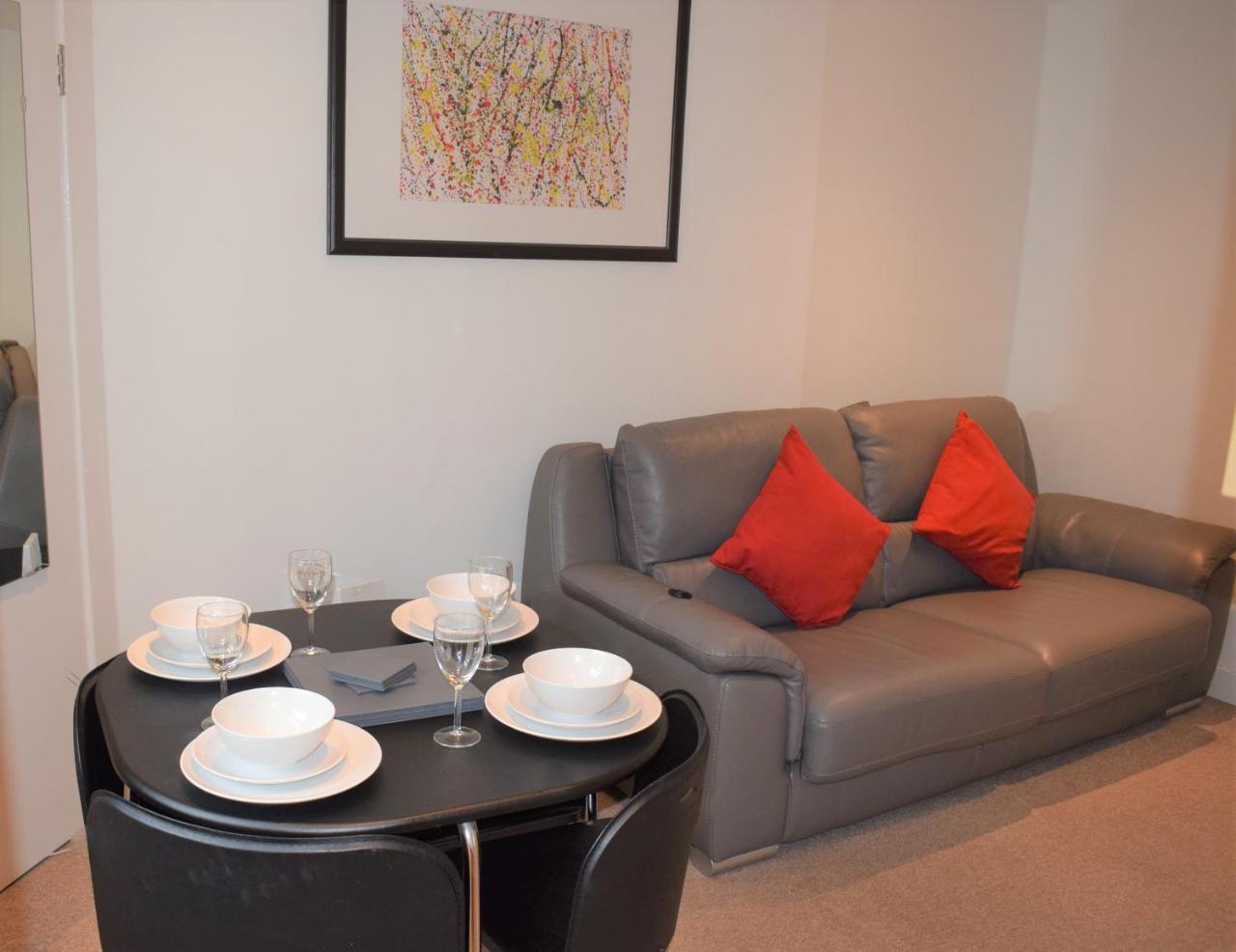 Kelpies Serviced Apartments-Bonnie Edinburgh Ngoại thất bức ảnh